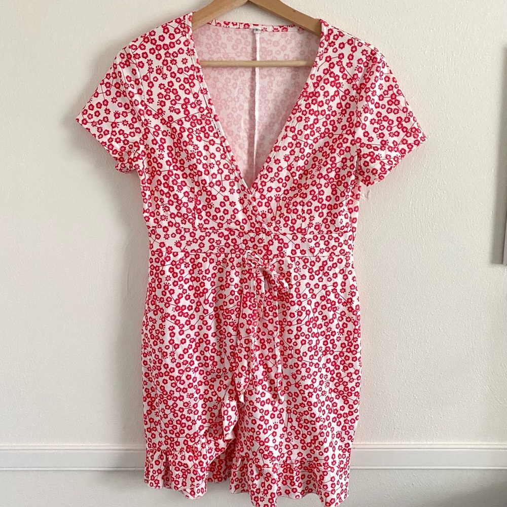 ditsy summer floral faux wrap mini dress